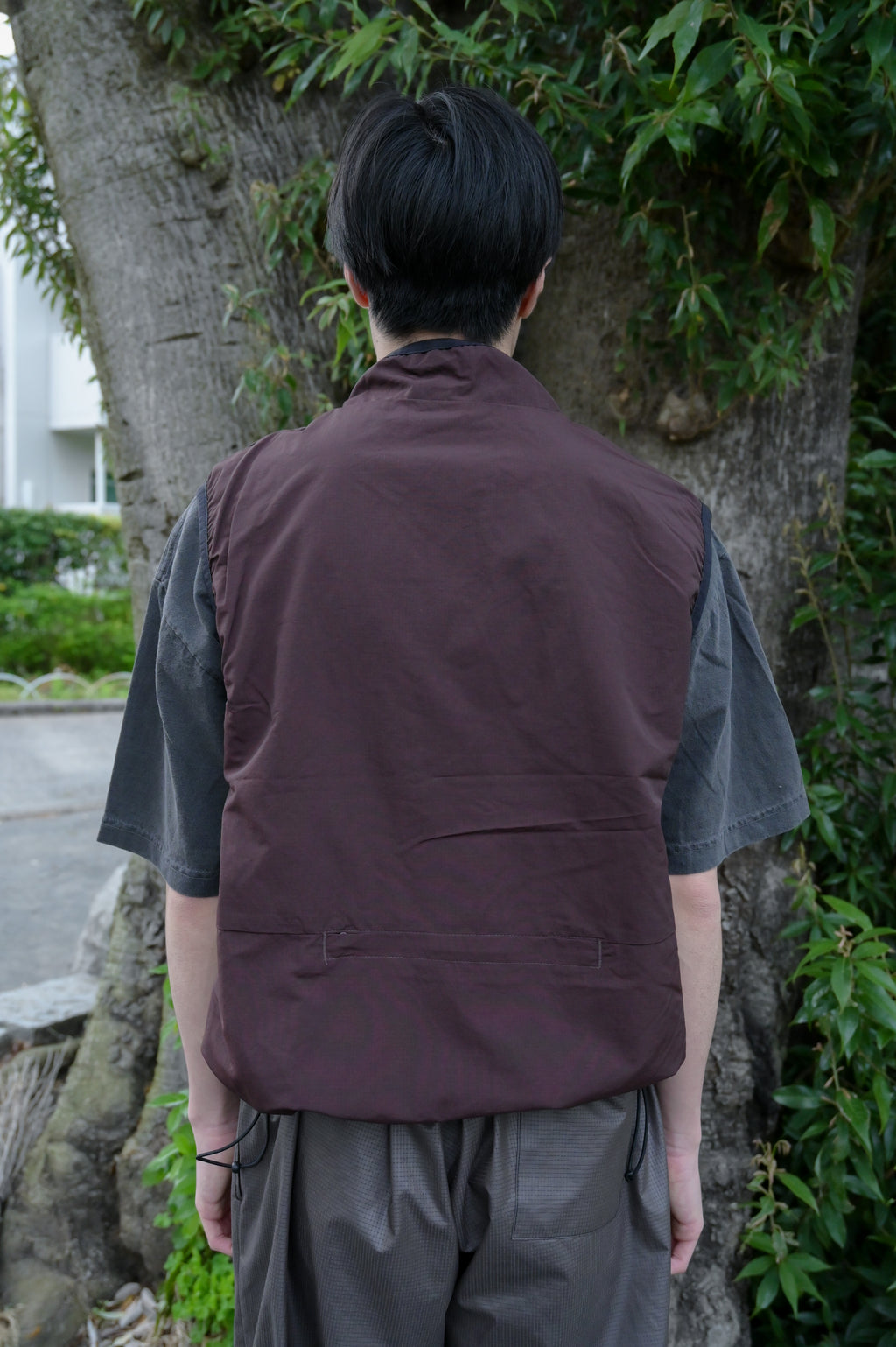 【PRE ORDER】PACKABLE NYLON VEST / BROWN